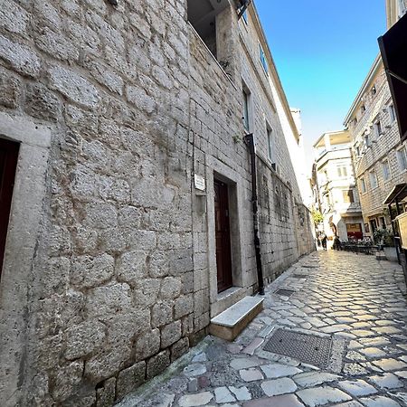 Vita Mundo Hotel Kotor Luaran gambar